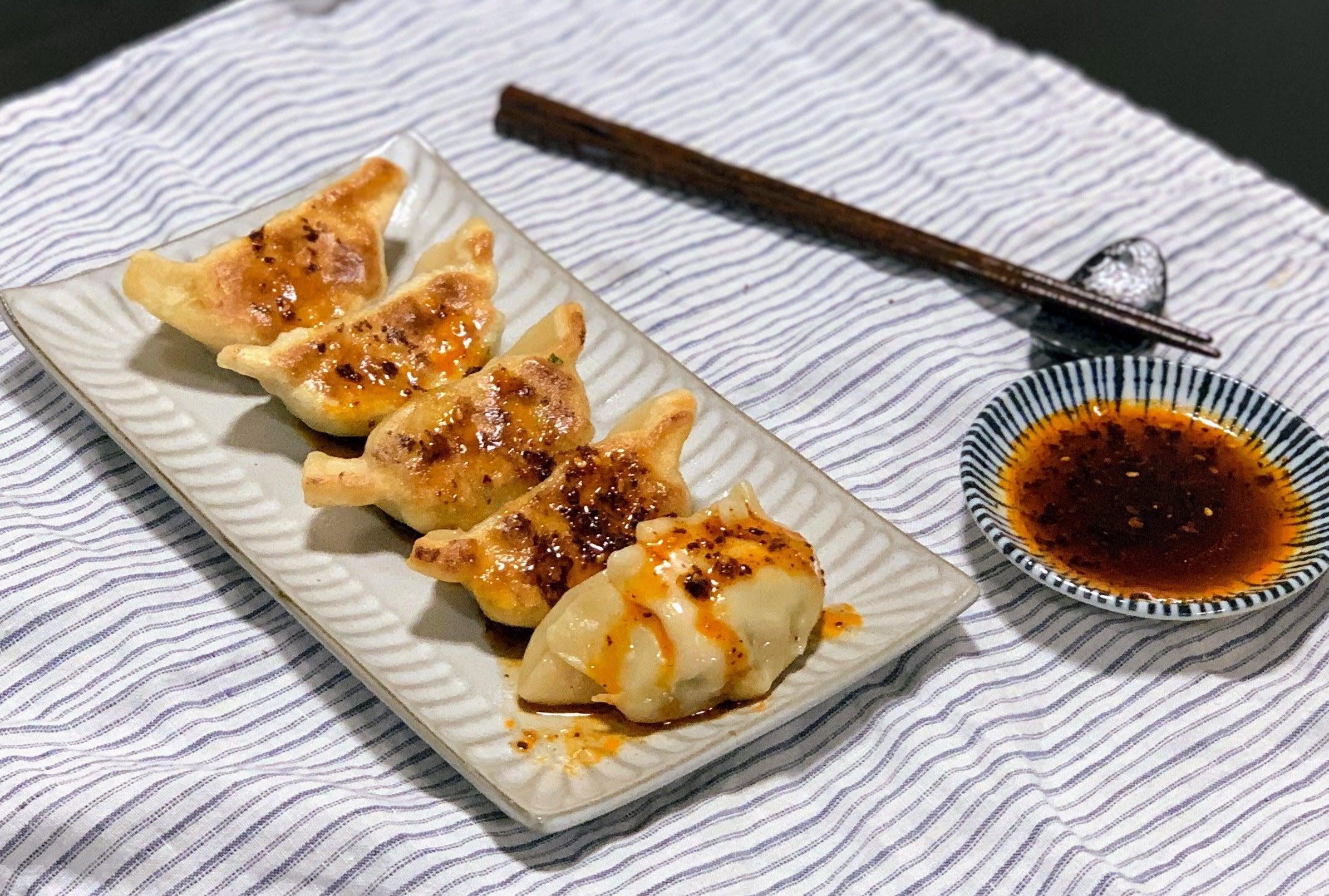 How to Make Gyoza (Japanese Dumplings) at Home – Japanese Taste