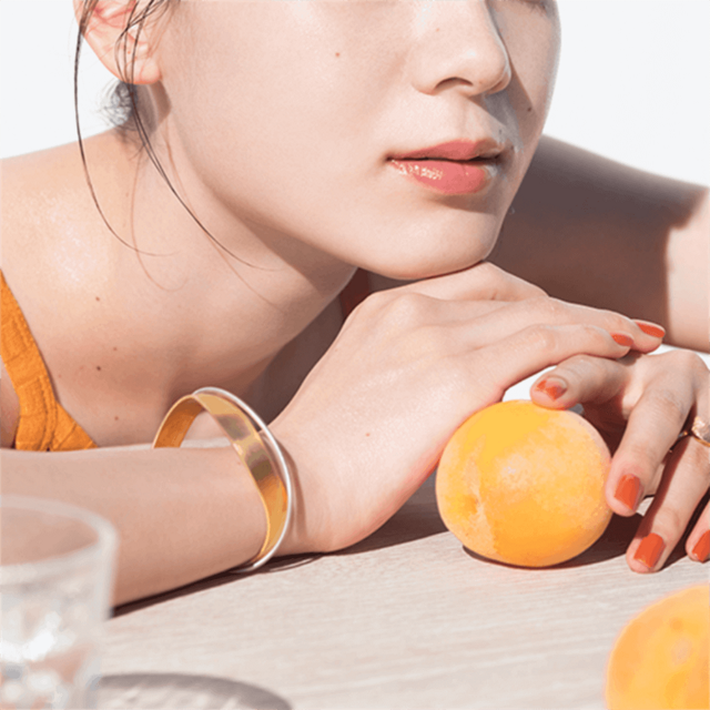 Allie Chrono UV Gel For Foundation-Free Makeup Sunny Apricot SPF50+ 1.