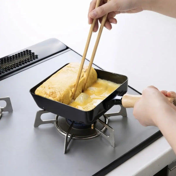 Chitose Square Iron Pan Tamagoyaki Omelet Pan with Wood Handle 18×18cm