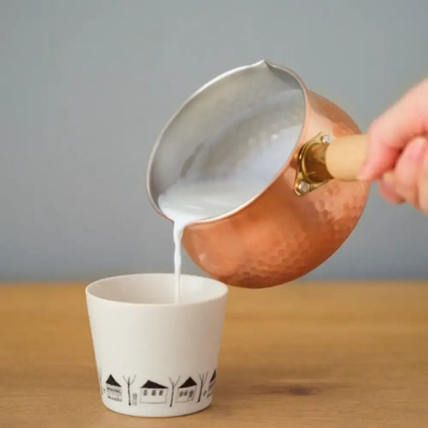 Chitose Wooden-Handled Hammered Copper Milk Pan With Pouring Lip 12cm
