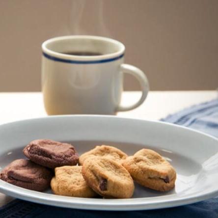 Fujiya Country MA'AM Soft Chocolate Chip Cookies Rich Vanilla Flavor 12 Pieces