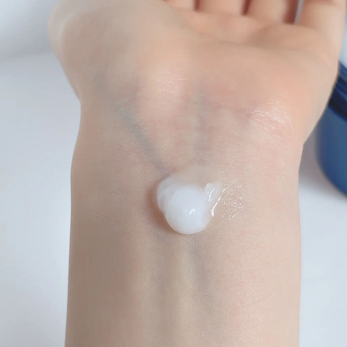 Rohto Hada Labo Koi Gokujyun Moisturizing Perfect Gel For Dullness