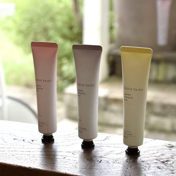 Hana To Mi Hand Cream Baika Sweet Floral Lavender x Rose 40g