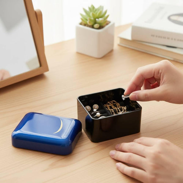 Indigo Blue Lacquered Small Case Sendai Crescent Moon Design