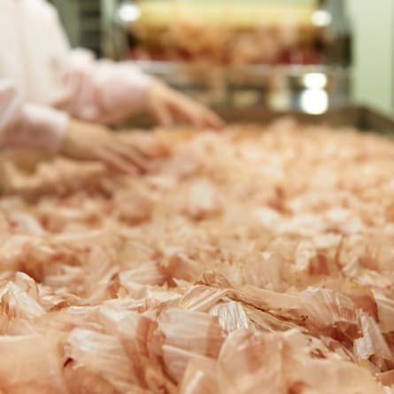 Kyuemon Katsuobushi Extra Thin Single Serve Dried Bonito Flakes 8ct.