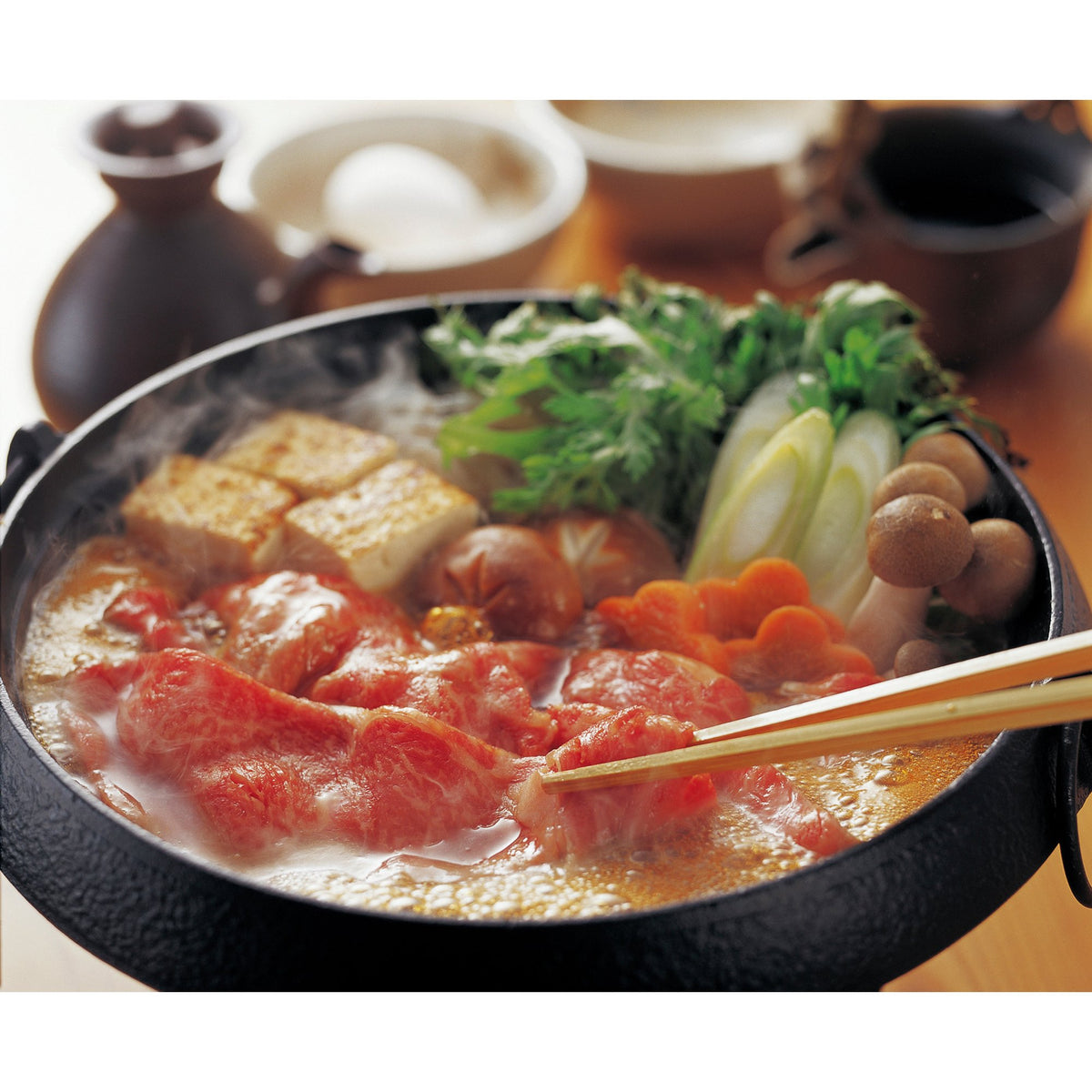 Iwachu Sukiyaki Pot Large Size Japanese Cast Iron Pan 26cm – Japanese Taste