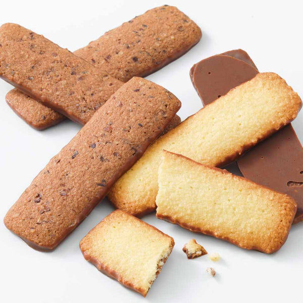 Royce Baton Cookies Coconut and Hazelcacao 50 Pieces