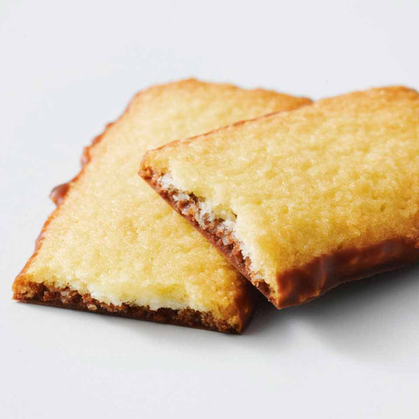 Royce Baton Cookies Coconut and Hazelcacao 50 Pieces