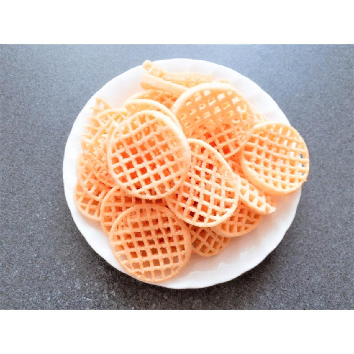 Tohato Amijaga Waffle Shaped Potato Chips Tasty Salt Flavor 94g (Pack