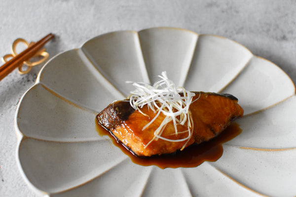 How to Make Buri Teriyaki (Yellowtail Fish Teriyaki Recipe)