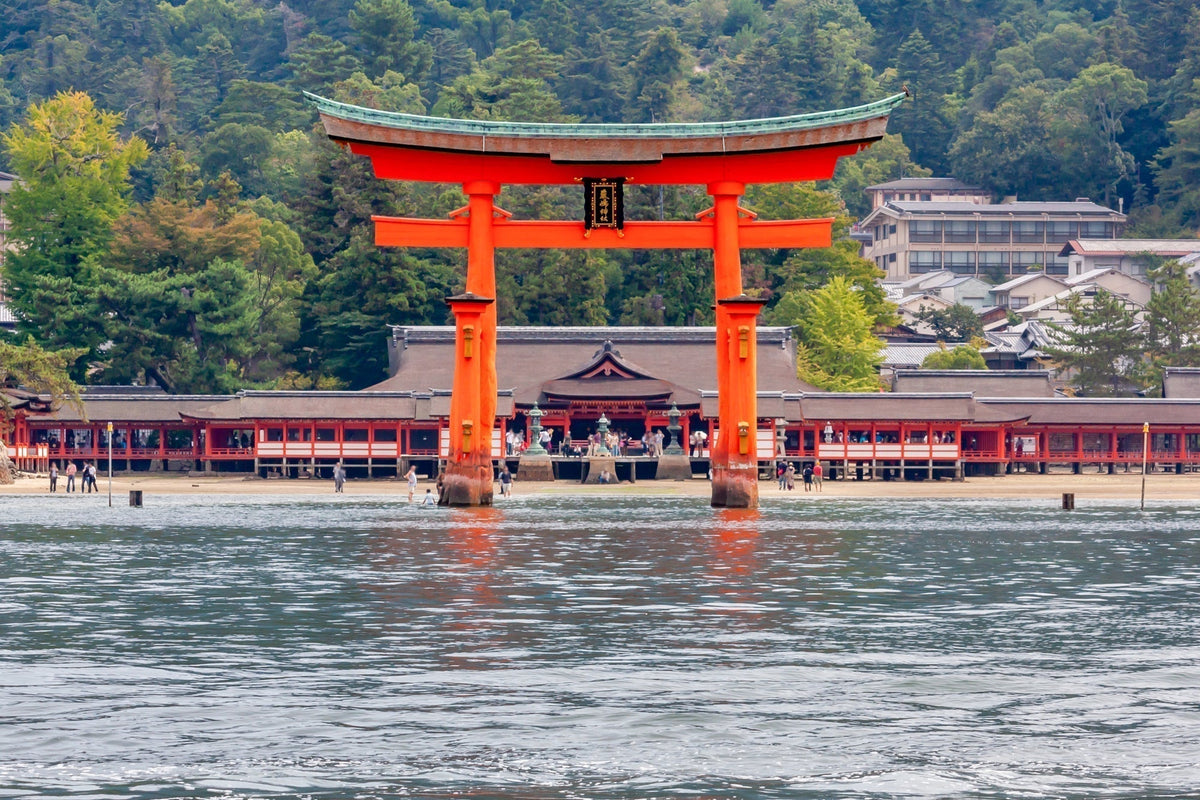 15 Most Sacred and Beautiful Shinto Shrines to Visit Across Japan