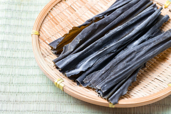A Deep Dive Into Kombu – A Versatile and Healthy Type of Seaweed – Japanese  Taste