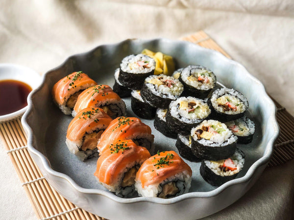 How To Make Makizushi (Sushi Rolls)