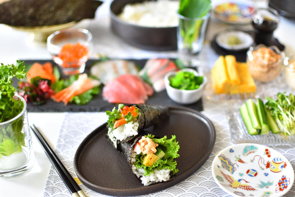 How To Make Temaki Sushi (Hand Roll Sushi Recipe) – Japanese Taste