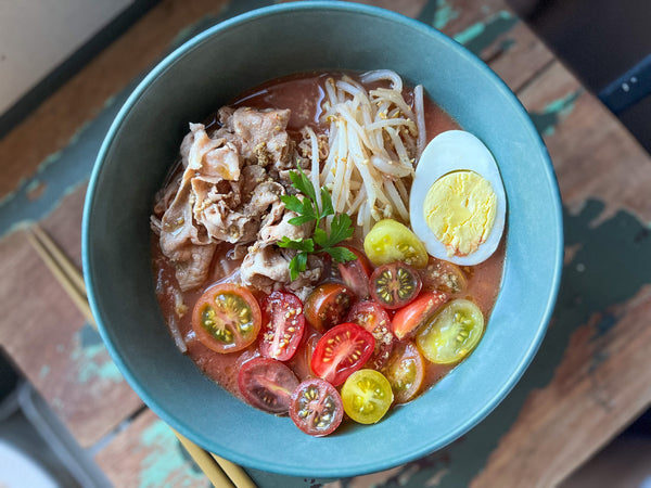 How to Make Tomato Ramen (Japanese Noodle Soup Recipe)