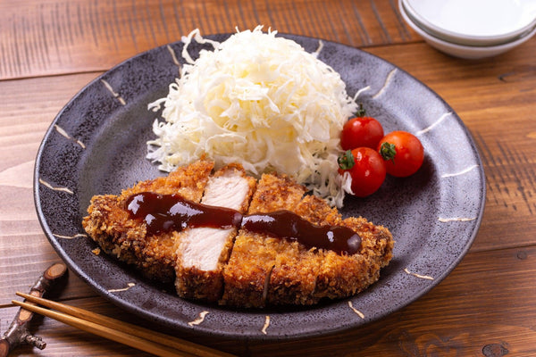 How to Make Tonkatsu (Japanese Deep-Fried Pork Cutlet) At Home-Japanese Taste