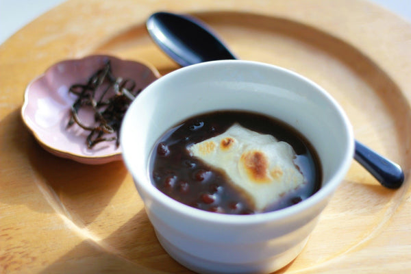 How To Make Zenzai (Red Bean Soup) With Toasted Mochi-Japanese Taste