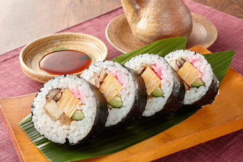 Mirin vs Rice Vinegar – What’s the Difference Between These Japanese I
