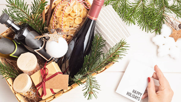 Holiday Gift Baskets Guide: Japanese-Themed Food, Snacks, Drinks & More
