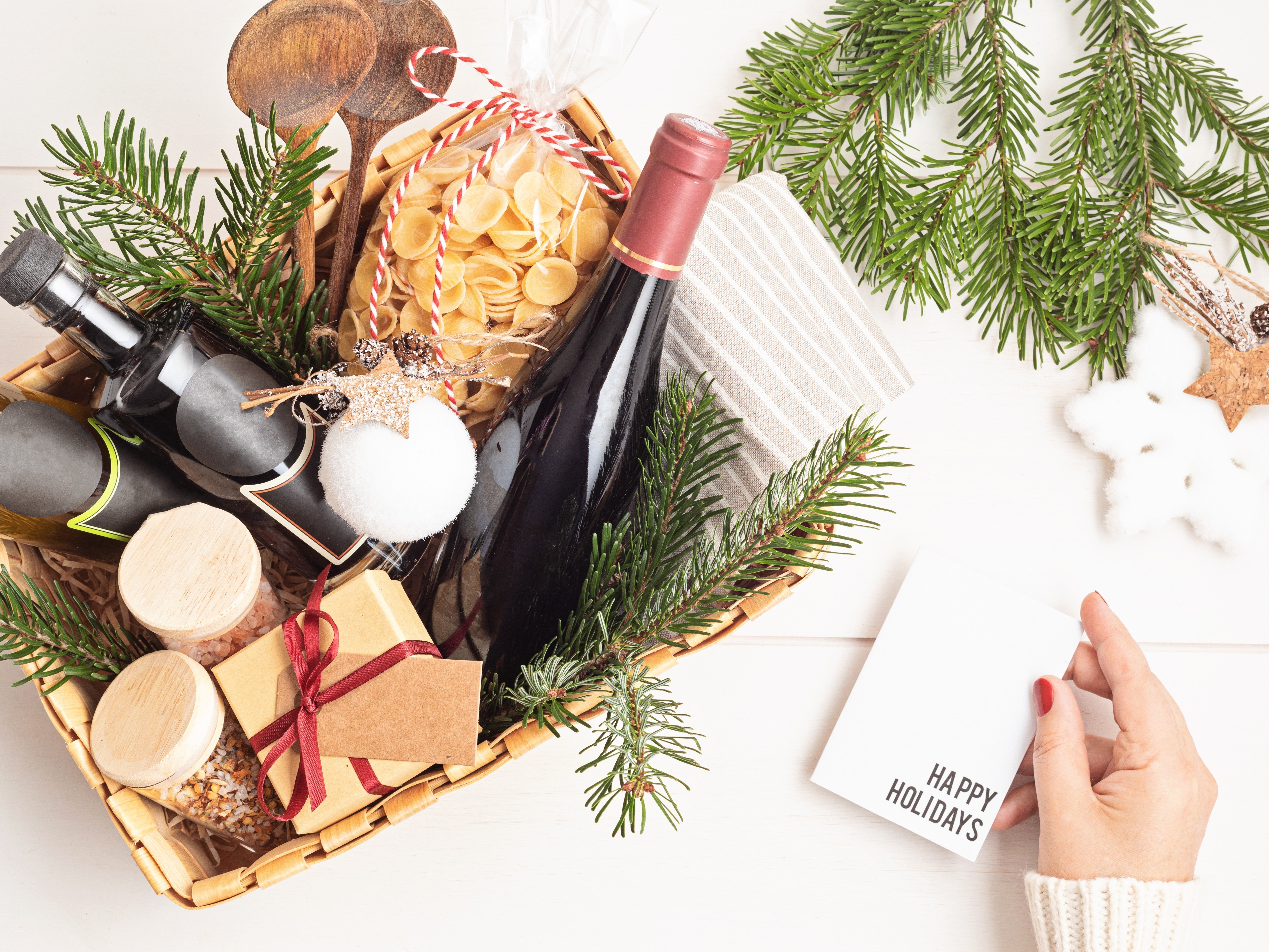 Holiday Gift Baskets: Food, Snacks, Drinks, and More