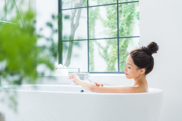 The 15 Best Japanese Body Washes For Every Skin Type