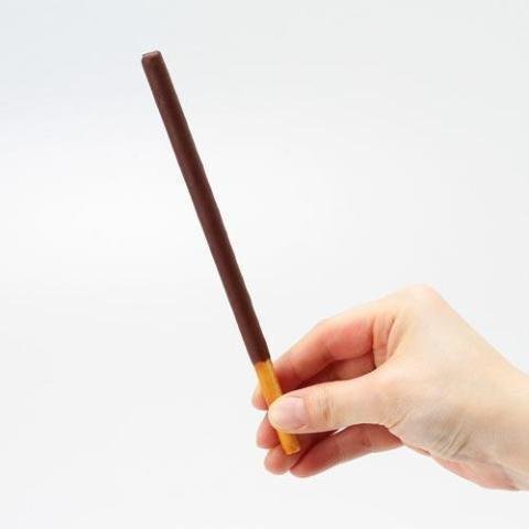 Glico-Pocky-Giant-Chocolate-Sticks-Snack-16-Sticks-3-2024-09-30T06:08:50.667Z.jpg