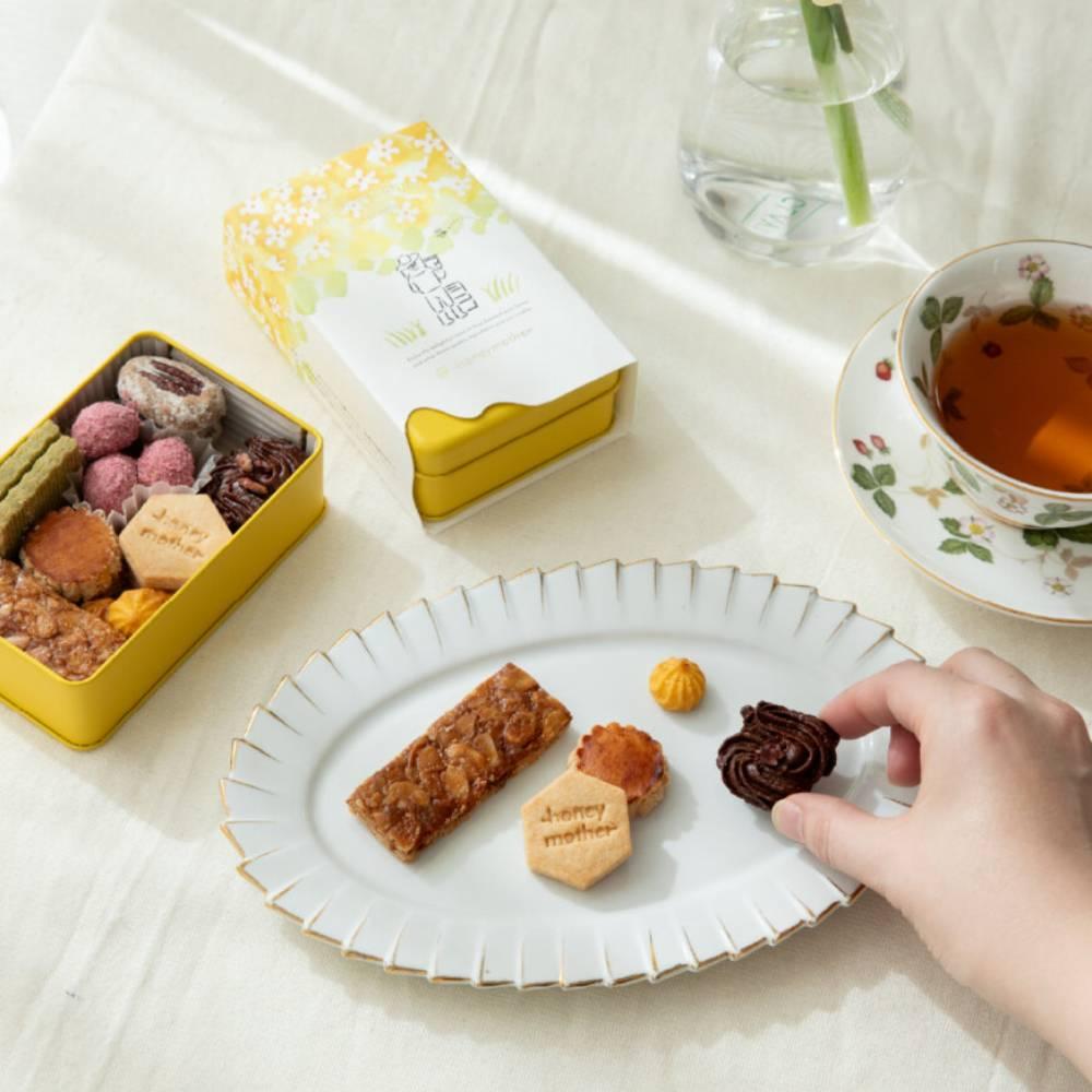 ミニチュアスイーツ cookieꕤ︎︎cookieページ Handmade Assorted Gluten-Free Cookie Tin Box (8 Types)