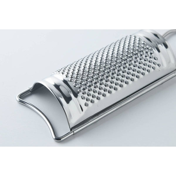 Handheld-Half-Round-Metal-Cheese-Grater-for-Hard-and-Soft-Cheese-2-2024-04-22T07:19:59.428Z.jpg