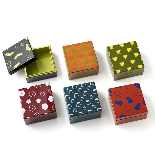 Isuke-Cute-Lacquered-Wooden-Box-For-Jewelry-and-Accessories-Knots-Design-1-2023-11-08T03:21:08.211Z.jpg