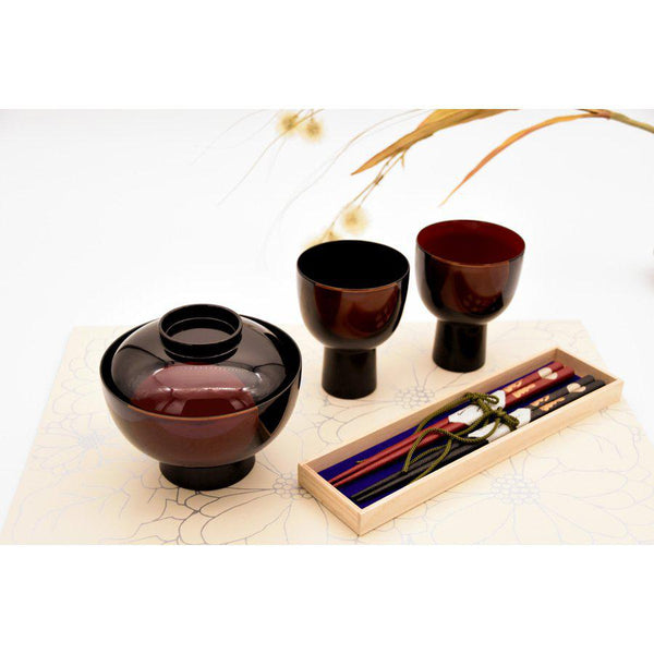 Isuke-Dry-Lacquer-Chopsticks-In-Wooden-Box-Rabbit-Design--Set-of-2-Pairs--2-2023-11-08T01:35:40.926Z.jpg