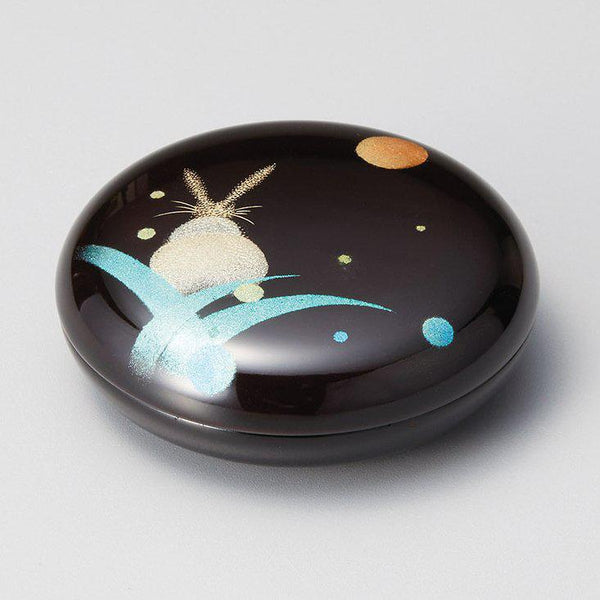 Isuke-Japanese-Lacquered-Jewelry-Case-Moon-and-Rabbit-1-2023-11-07T04:21:46.760Z.jpg