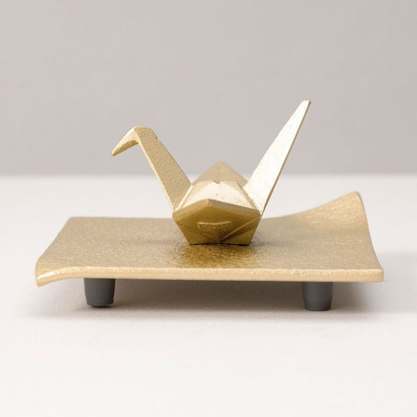 Iwachu-Cast-Iron-Origami-Paper-Crane-Golden-Incense-Holder-1-2024-05-28T05:01:30.917Z.jpg