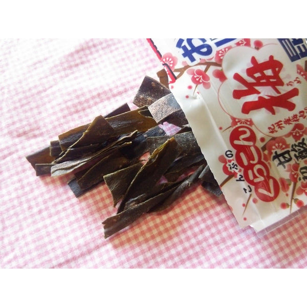 Kurakon-Oshaburi-Kombu-Ume-Chewy-Kombu-Snack-Plum-Flavor-9g-2-2024-07-10T07:30:20.625Z.jpg