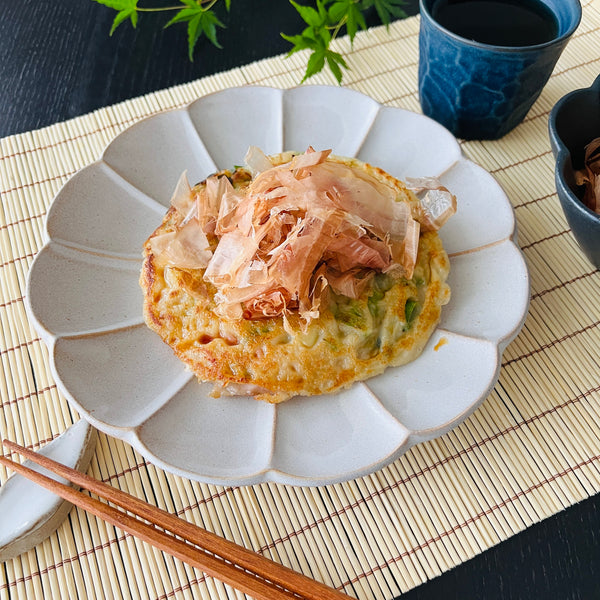 topping negiyaki with katsuobushi