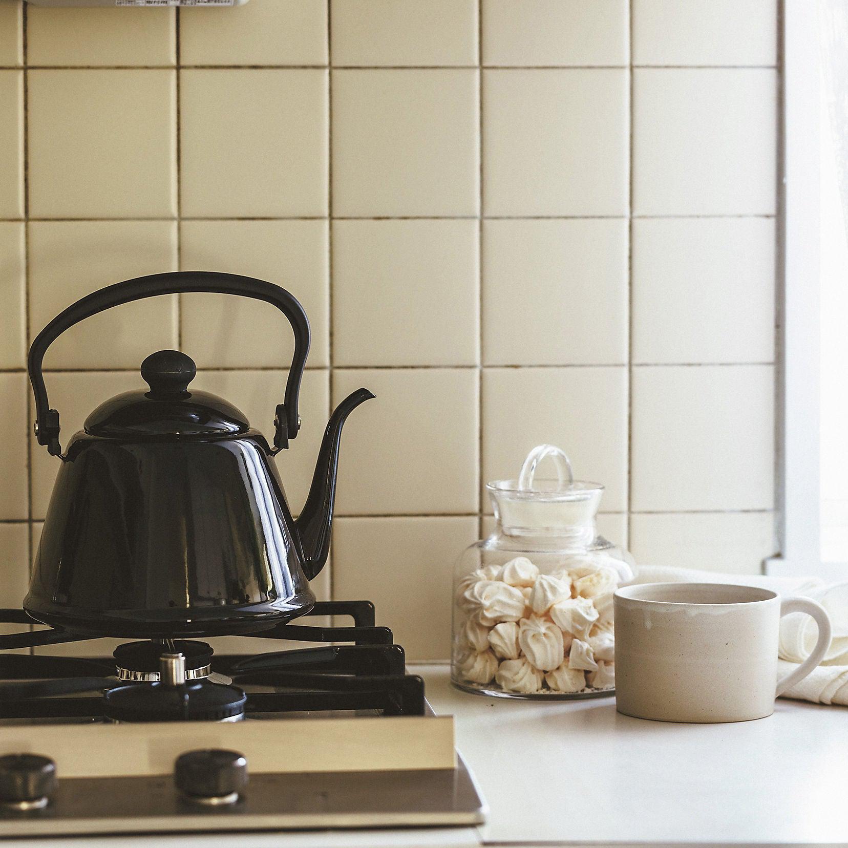 Noda Horo Drip Kettle II Japanese Enamel Gooseneck Kettle Black DK