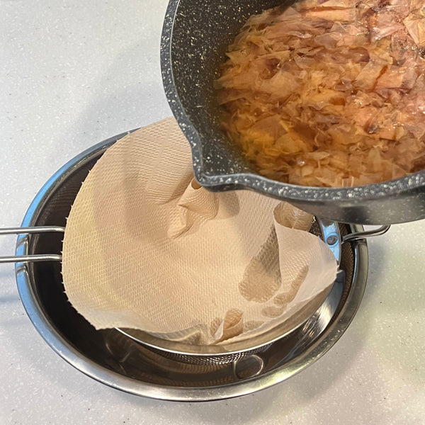 straining the dashi broth