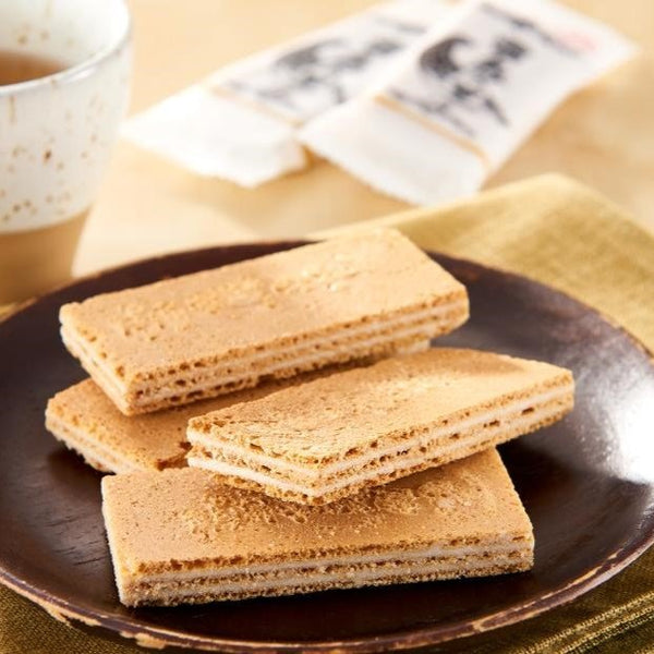 Raicho-no-Sato-Traditional-Cream-Filled-Sandwich-Cookies-16-Pieces-4-2024-06-13T04:09:45.618Z.jpg