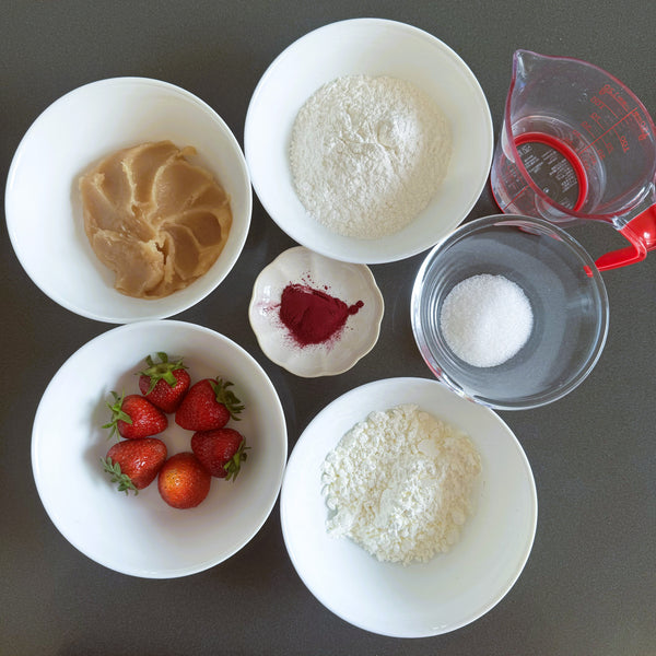 strawberry mochi ingredients