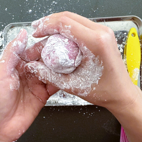 shaping the strawberry mochi