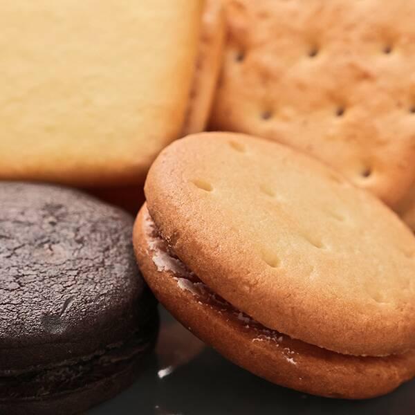 Takara Seika Sweet Quartet Cream Sandwich Cookie Assortment 127g