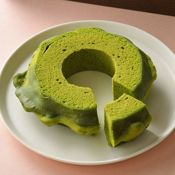 Yanagawa-Matcha-Green-Tea-Baumkuchen-Ring-Cake--Gluten-Free--1-2024-02-16T05:33:17.180Z.jpg