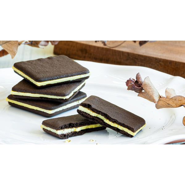 Tokyo Baked Base Chocolate Banana Langue de Chat Cookies 30 Pieces-Japanese Taste
